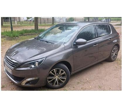 Vente voiture Oberschaeffolsheim Bas-Rhin - Photos Vivastreet Peugeot 308 1.2 PureTech 130 S&S MV6 Allure