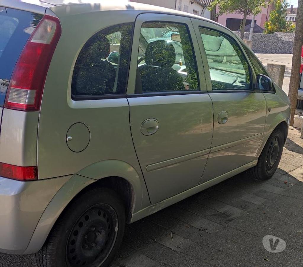 Voiture d'occasion Bas-Rhin Brumath - 67170 - Photos Vivastreet Vend Opel Meriva 1,7 Cdti , ct ok