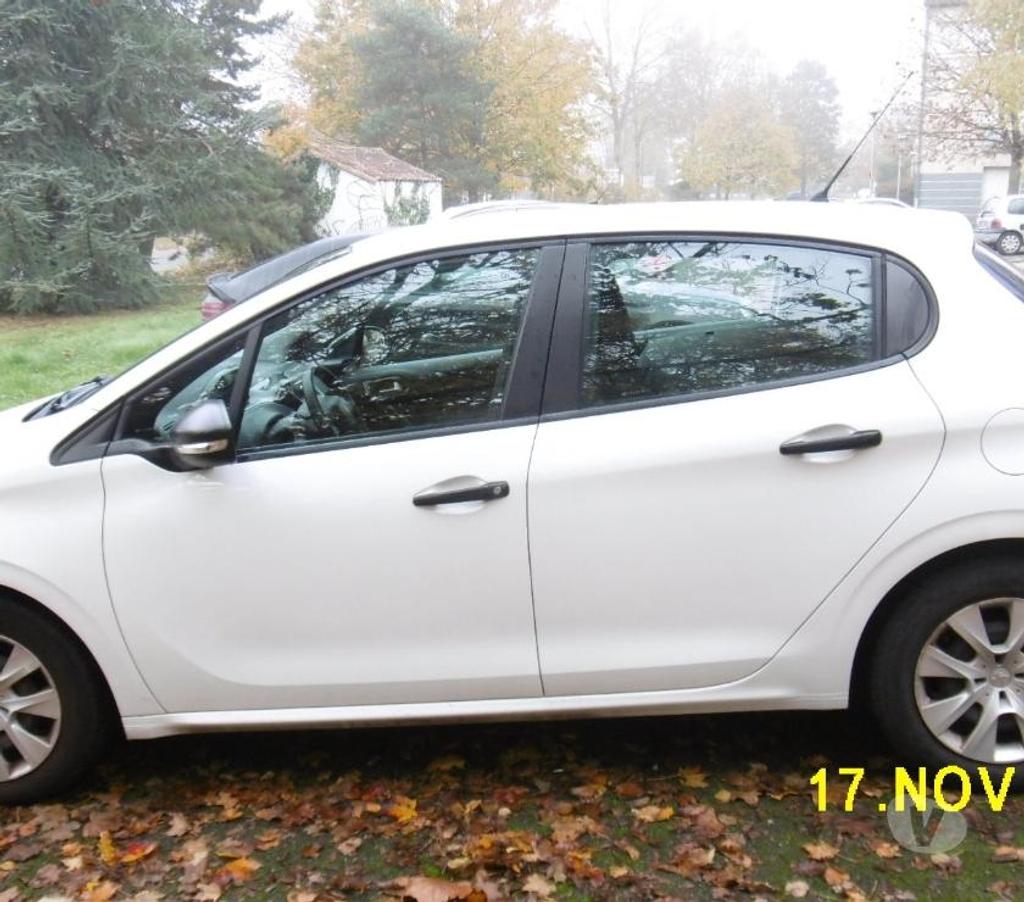 Voiture d'occasion Vienne Poitiers - 86000 - Photos Vivastreet 208 Diesel HDI 1,6 l. 2016, 3000e