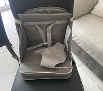 Réducteur chaise bébé