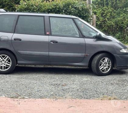 Voiture à vendre Chateaudun Eure-et-Loir - Photos Vivastreet espace 3 the race 2.2 dci 115