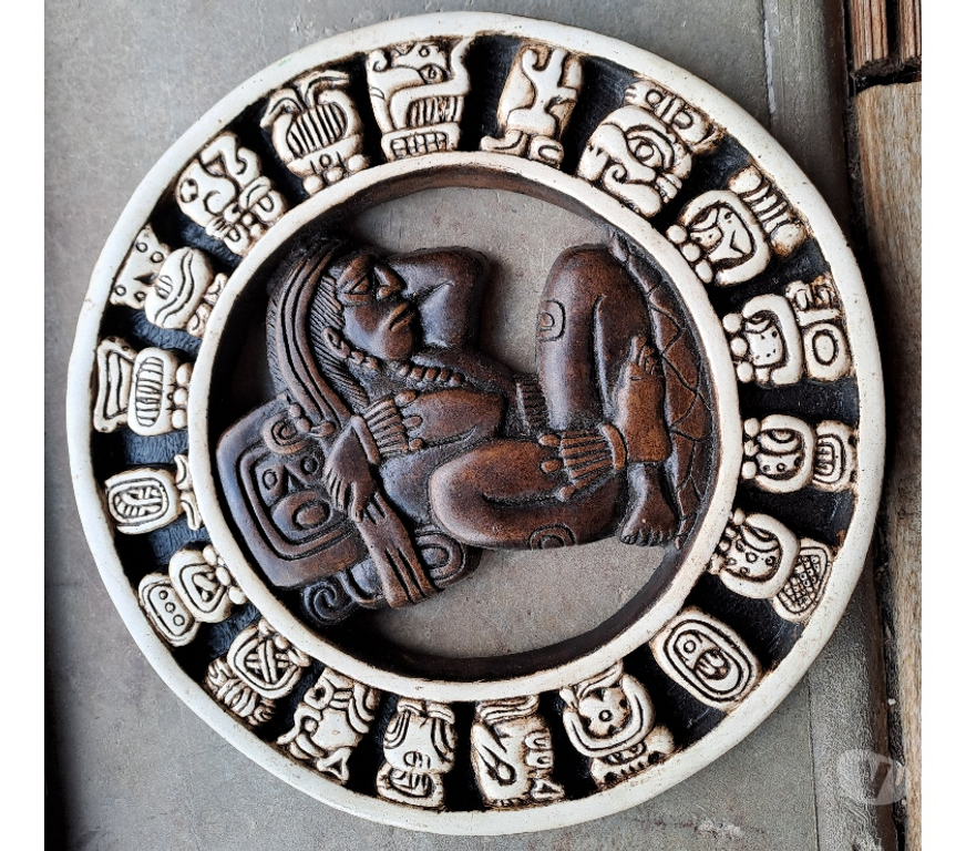 Décoration - art Seine-et-Marne Montceaux les Provins - 77151 - Photos Vivastreet calendrier maya