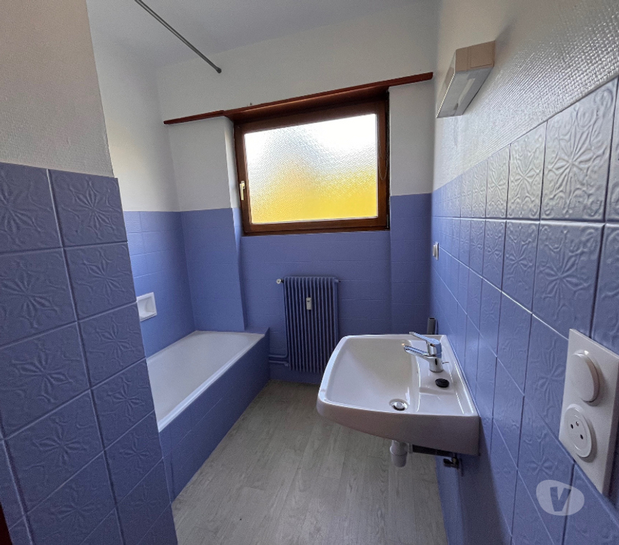 Location appartement Moselle Forbach - Photos Vivastreet Centre T2 35m2 334€+150€ avance charges+chauffages+eau