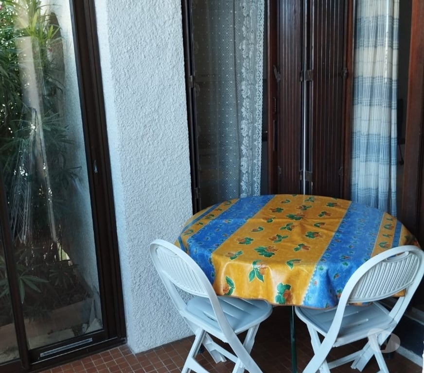 Appartement meublé Pyrénées-Orientales Canet en Roussillon - 66140 - Photos Vivastreet STOP-Canet en Roussillon-SAISONNIER-ETUDIANT-F2-45m2-parking