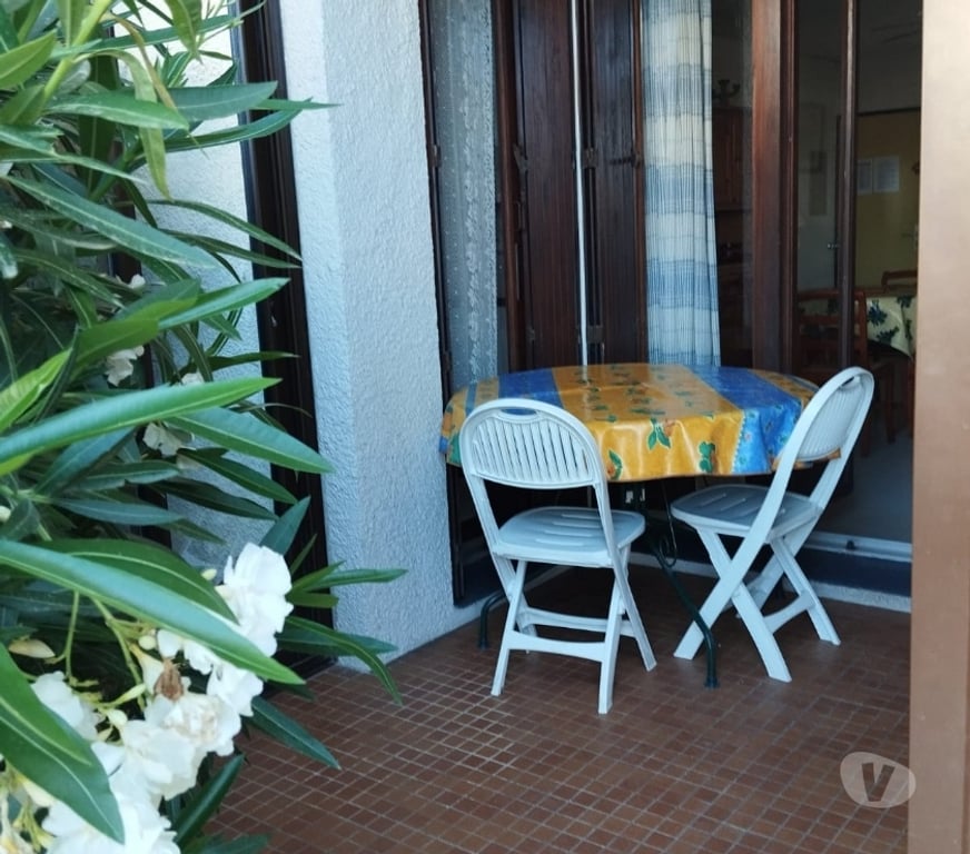 Appartement meublé Pyrénées-Orientales Canet en Roussillon - 66140 - Photos Vivastreet STOP-Canet en Roussillon-SAISONNIER-ETUDIANT-F2-45m2-parking