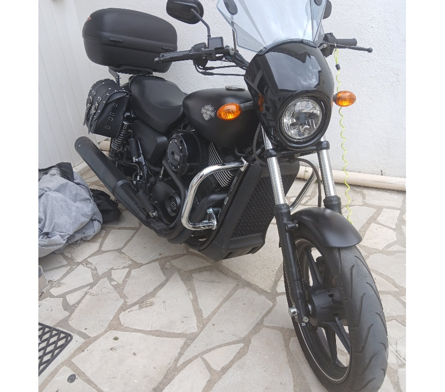 Moto d'occasion Charente-Maritime Royan - 17200 - Photos Vivastreet harley davidson street 750