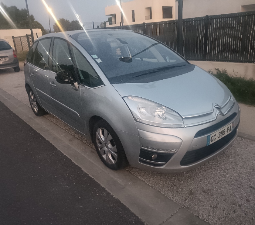 Voiture d'occasion Hérault Gignac - 34150 - Photos Vivastreet Citroen C4 Picasso 1.6 HDI 115CV