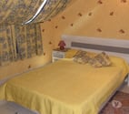 La Motte Servolex - Savoie — DESSUS DE LIT JAUNE