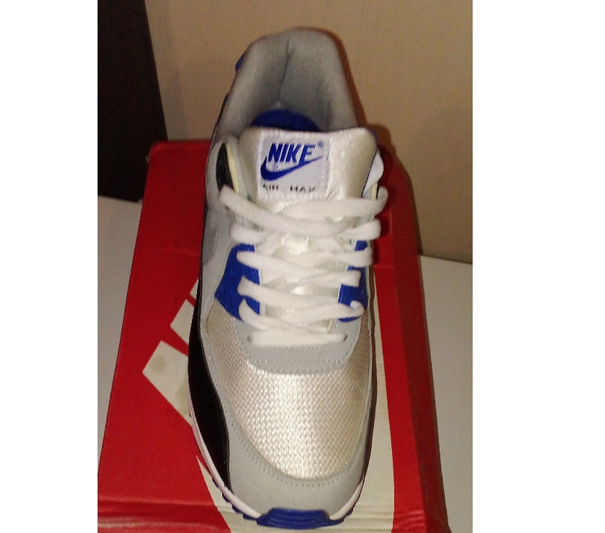 Chaussures Pas-de-Calais Henin Beaumont - 62110 - Photos Vivastreet Nike air max neuve