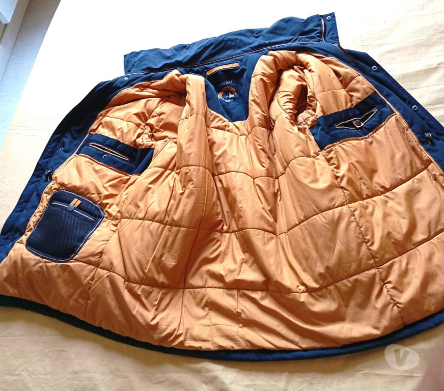 Vêtements occasion Gironde Talence - 33400 - Photos Vivastreet Veste longue imperméable C & A