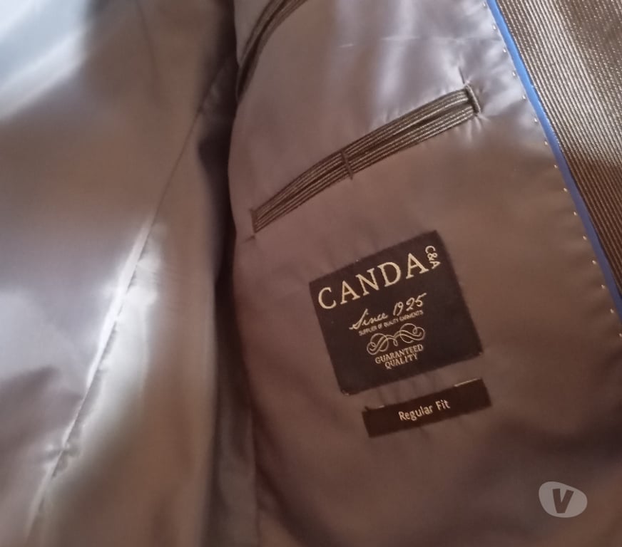 Vêtements occasion Gironde Talence - 33400 - Photos Vivastreet Veste de costume