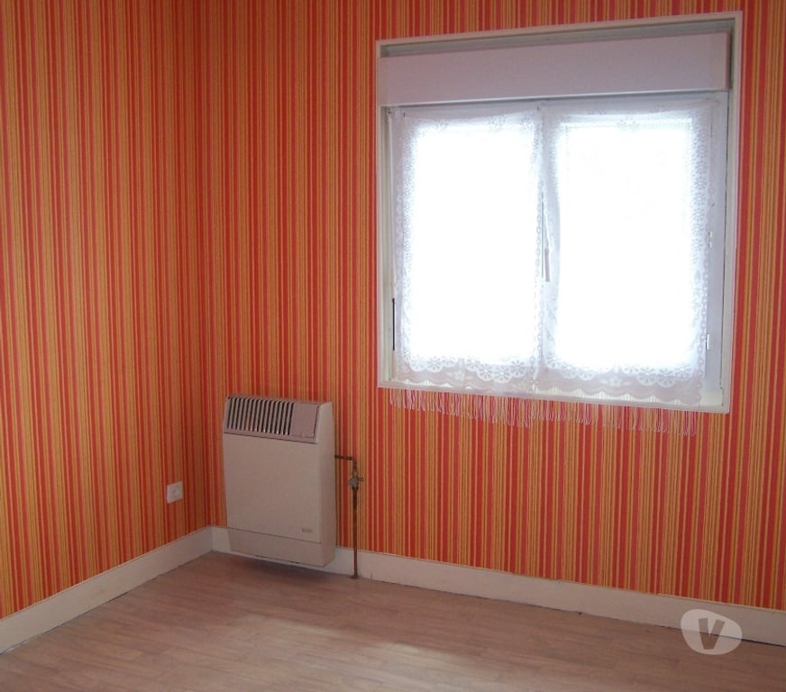 Location maison Seine-Maritime Eu - 76260 - Photos Vivastreet Loue à Eu petite maison - 50m2 (1 chambre)