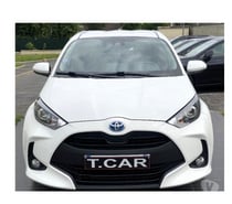 Photos Vivastreet TOYOT AYARIS HYBRIDE DYNAMIC BUSINESS BEYOND 116H 1.5L