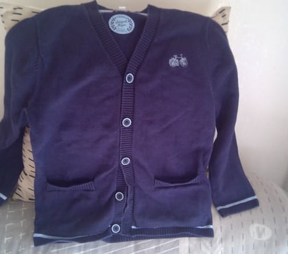 Vêtements bébés Grezes Herminis Carcassonne - Photos Vivastreet 7 ans cardigan Sergent Major