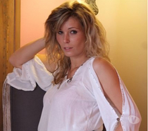 Recherche modèle pour poser en lingerie