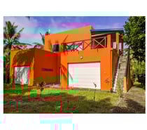 Mahambo villa meublée, bord de la mer, accessible, 9500m2