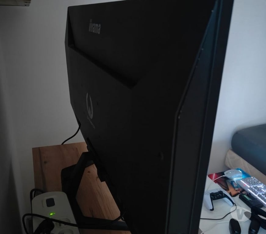 Informatique Haute-Saône Vesoul - 70000 - Photos Vivastreet Écran 4K 144Hz Iiyama G4380UHSU B1 Très Bon État