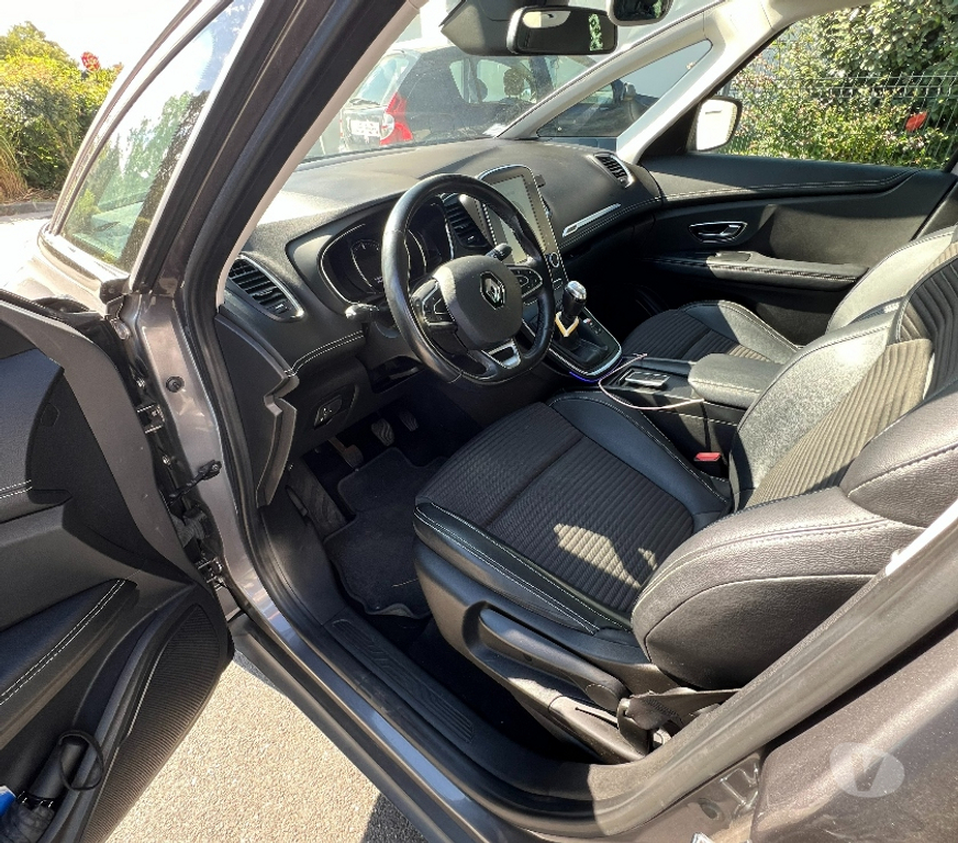Voiture d'occasion Ille-et-Vilaine Rennes - Photos Vivastreet Renault Scénic IV Intens – Diesel – 115 cv – 2019