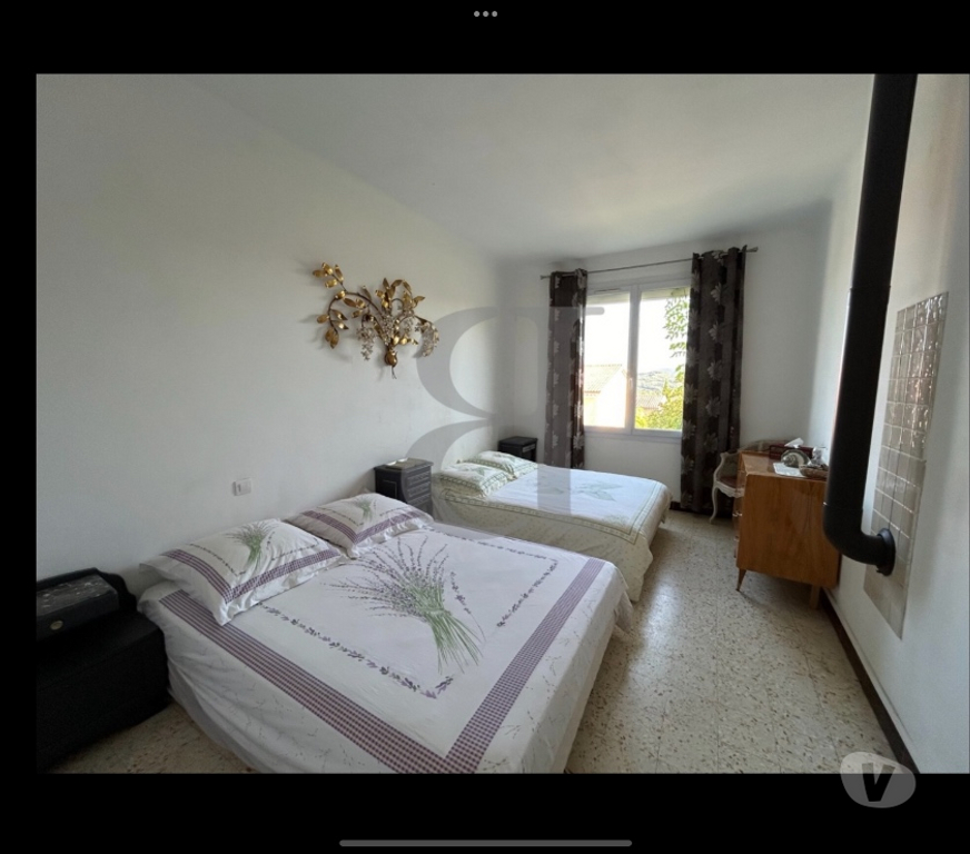 Vente Maison Drôme Nyons - 26110 - Photos Vivastreet GRANDE MAISON avec DEUX APPARTEMENTS , GARAGE , CHALET