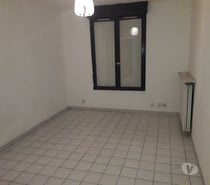 STUDIO A LOUER COMBS LA VILLE