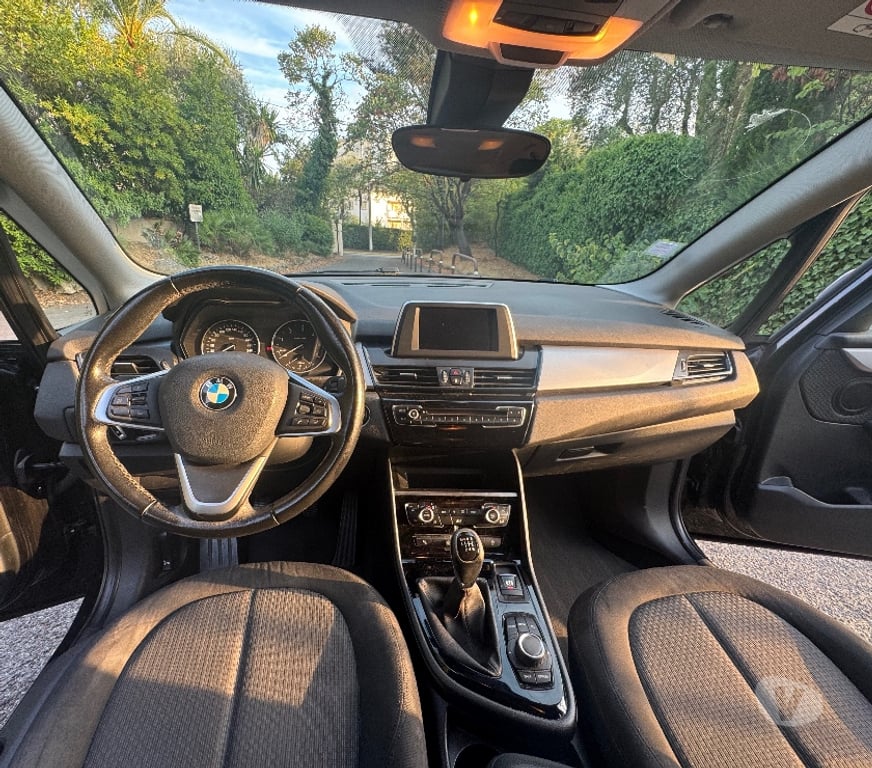 Voiture d'occasion Alpes-Maritimes Cannes - 06400 - Photos Vivastreet BMW Série 2 Active Tourer 214d 95ch Lounge