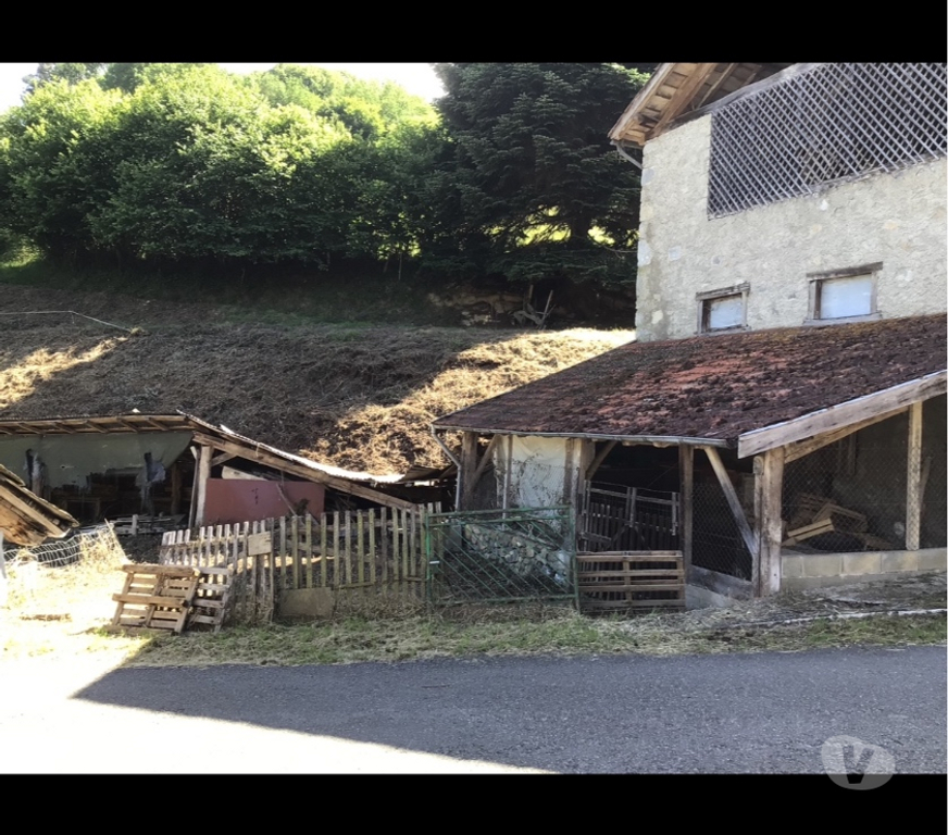 Vente Maison Ariège Moulis - 09200 - Photos Vivastreet Grande grange en pierre – 400 m² + terrain 2 366 m²