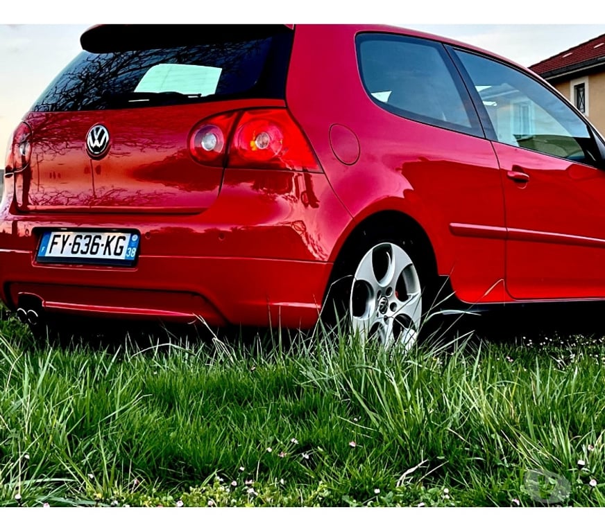 Voiture d'occasion Isère Biol - 38690 - Photos Vivastreet golf gti -5 gti carnet vw