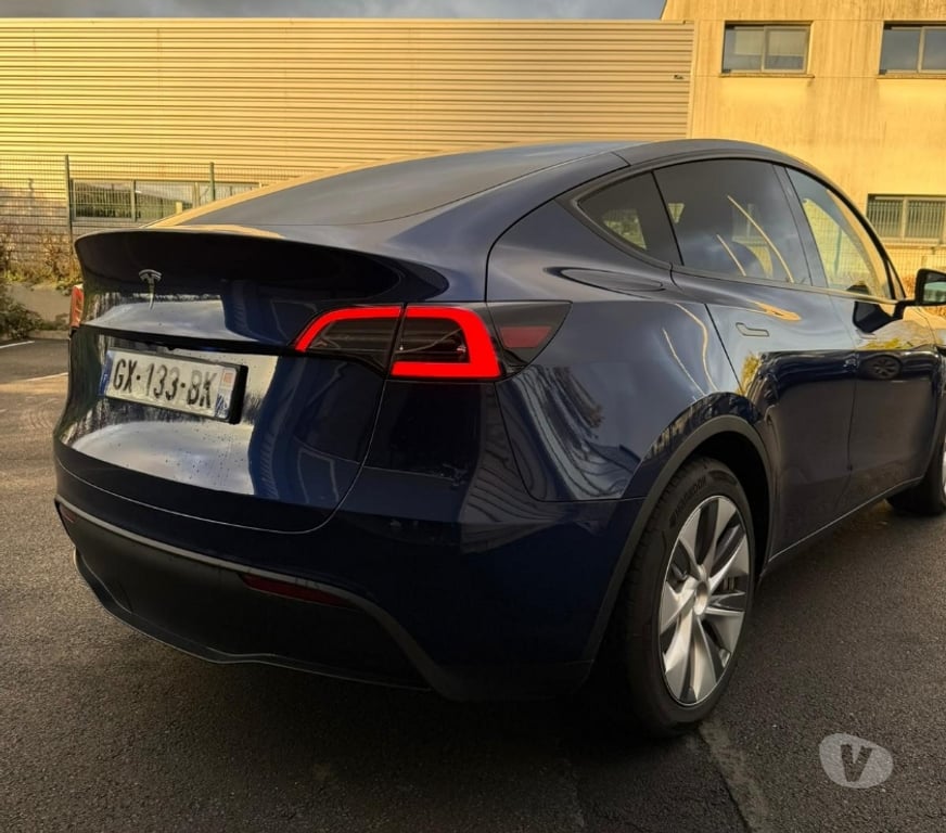Voiture d'occasion Seine-Saint-Denis Epinay sur Seine - 93800 - Photos Vivastreet Tesla Model Y Propulsion 2024