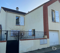 Vend Pavillon Salon + 4 chambres sur 264 M2 de terrain