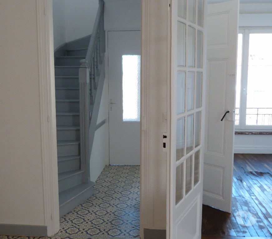 Location maison Somme Roye - 80700 - Photos Vivastreet Maison rénovée type F5 au charme de l'ancien, grand jardin