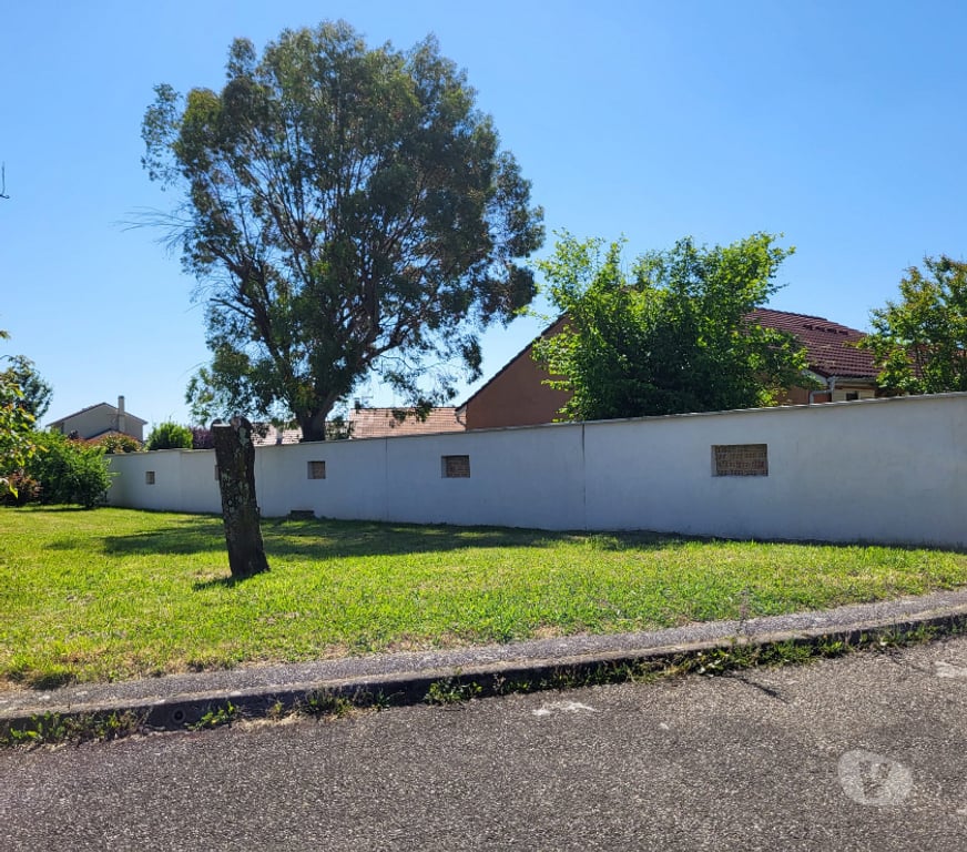 Vente Maison Rhône Meyzieu - 69330 - Photos Vivastreet Vente maison 110 m² Meyzieu (69330)