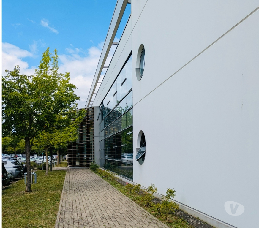 bureaux locaux Moselle Metz - Photos Vivastreet Bureaux privatifs + espaces communs – Metz Technopole