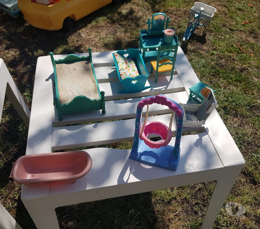 Jeux - Jouets Essonne Juvisy sur Orge - 91260 - Photos Vivastreet barbies ensemble camping car, voiture, vélo, meubles