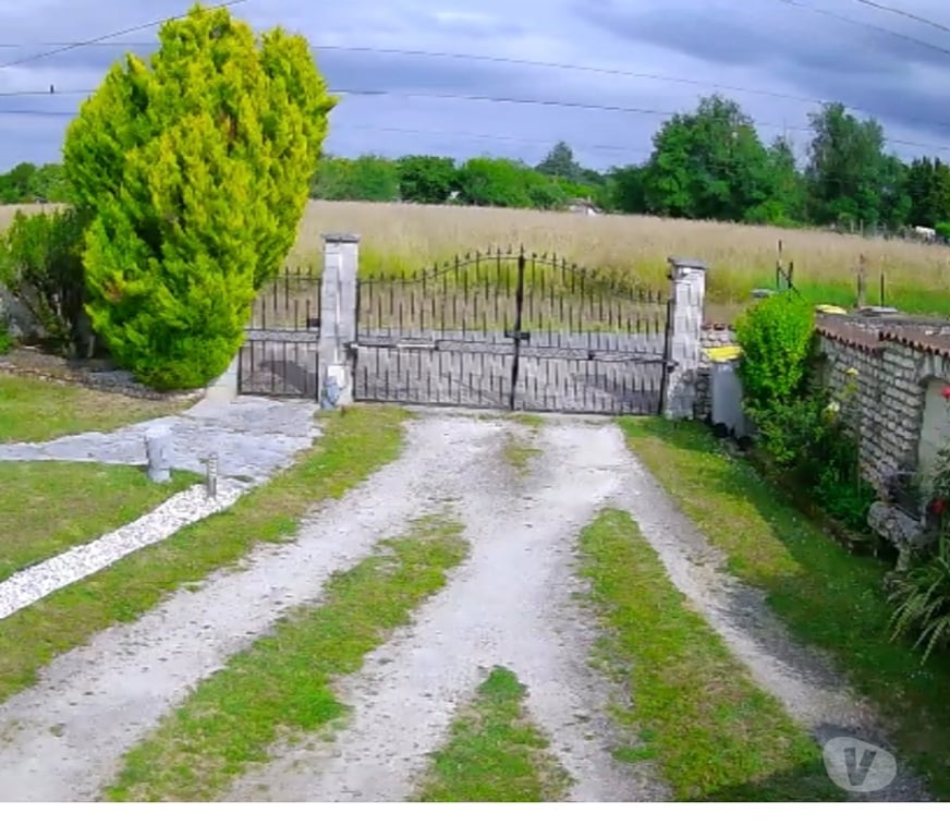 Vente Maison Charente Roullet St Estephe - Photos Vivastreet Maison charentaise