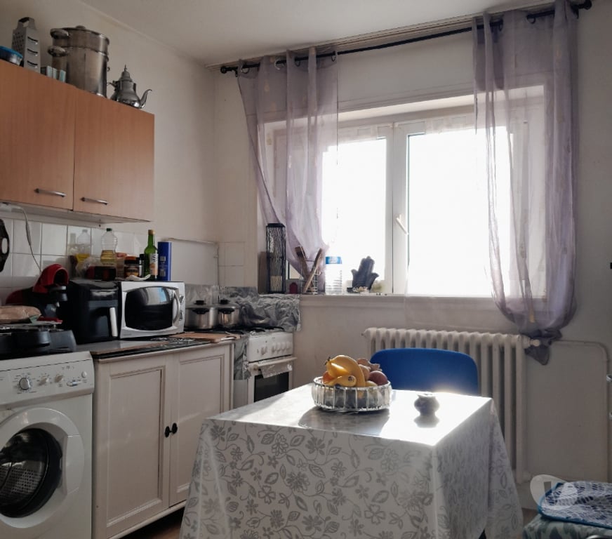 Colocations Isère Aoste - 38490 - Photos Vivastreet Chambre meublé à louer
