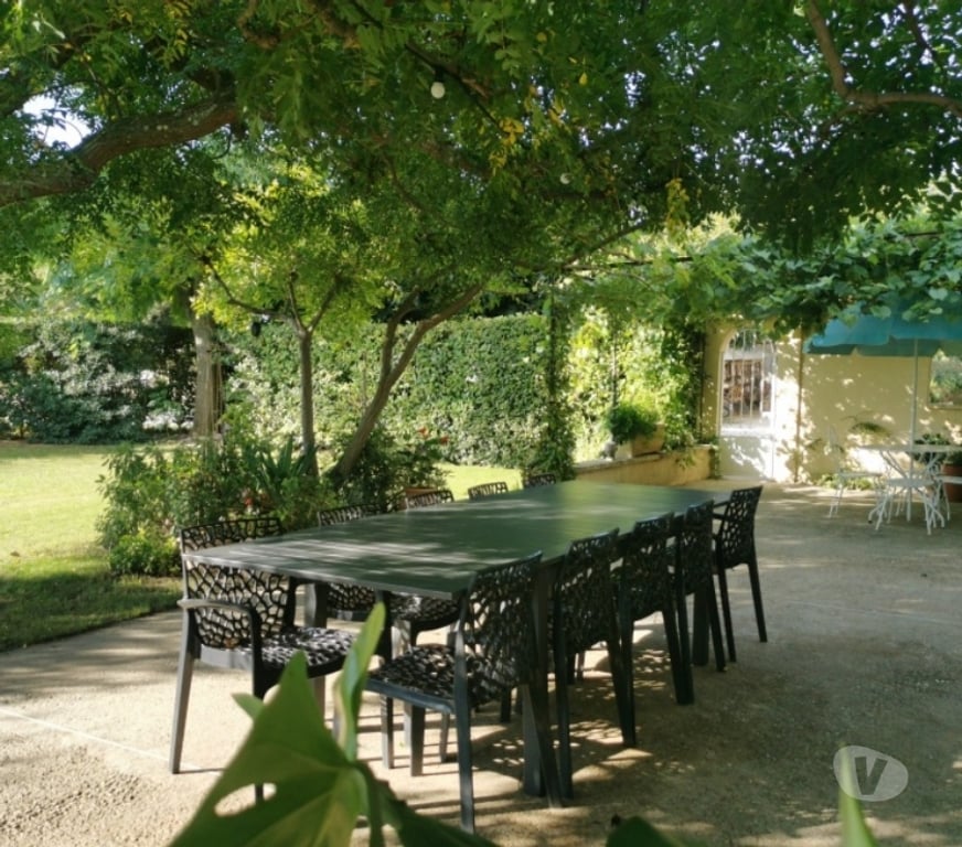 location saisonniere Vaucluse Bedarrides - 84370 - Photos Vivastreet Maison de vacances la Valentine