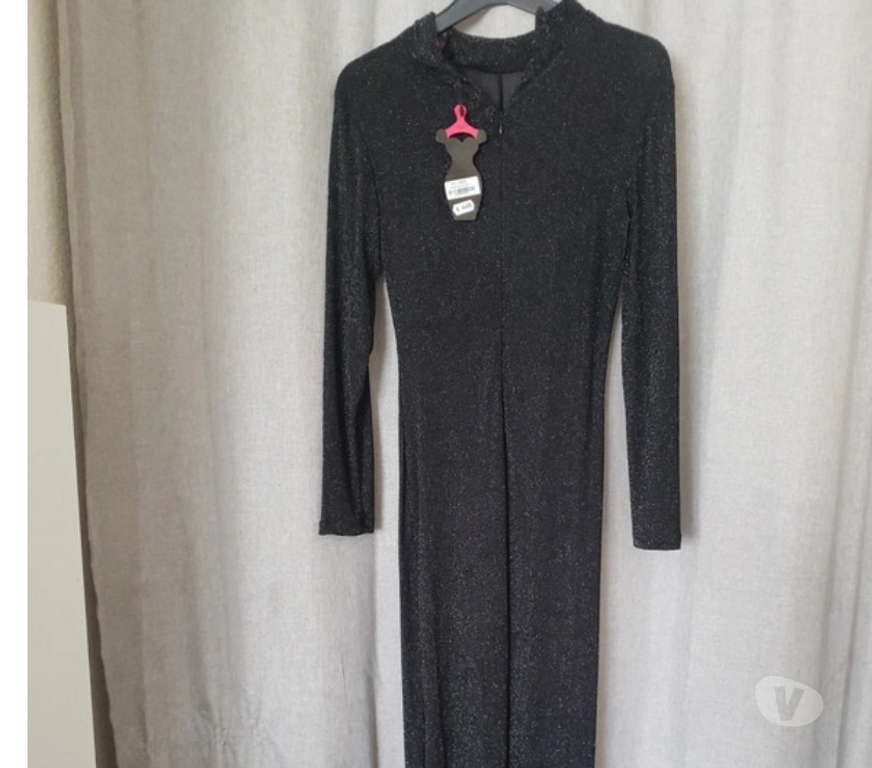 Vêtements occasion Bas-Rhin Haguenau - Photos Vivastreet Combinaison pailletée transparente