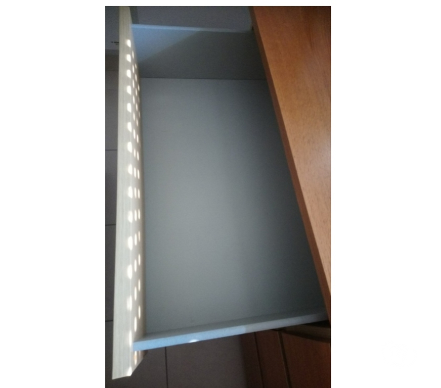Ameublement & art de la table Alpes-Maritimes Menton - 06500 - Photos Vivastreet Commode spacieuse 2 x 3 tiroirs