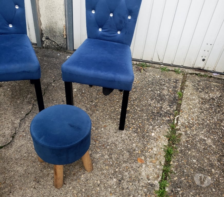 Ameublement & art de la table Seine-Saint-Denis Les Lilas - 93260 - Photos Vivastreet CHAISES ET TABOURETS