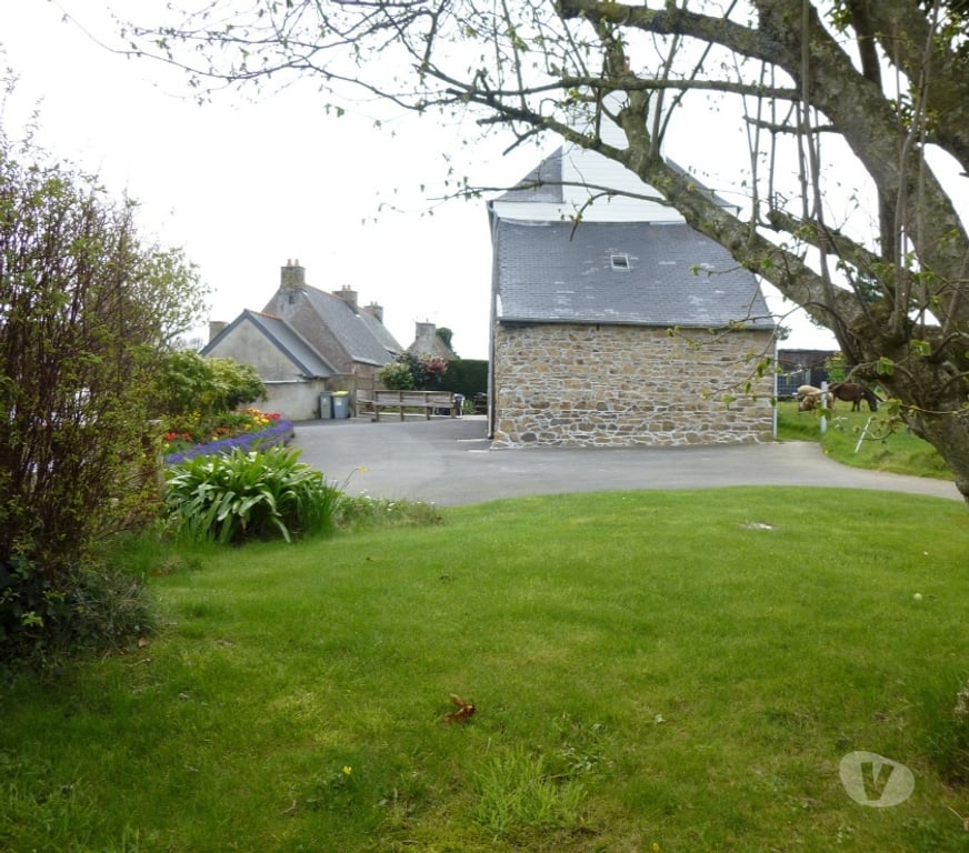 location saisonniere Côtes-d'Armor Kermaria Sulard - 22450 - Photos Vivastreet location vacance proche cote de granit rose