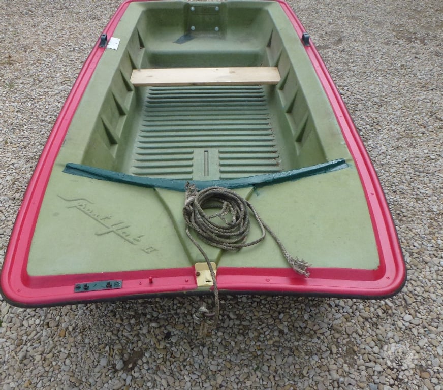Bateaux à moteur Marne Chalons en Champagne - 51000 - Photos Vivastreet barque pour pêche ou chasse