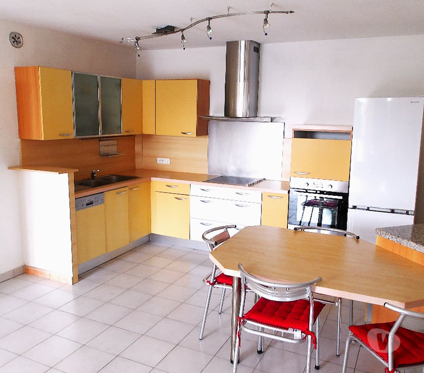 Appartements à vendre Hérault Sete - 34200 - Photos Vivastreet Appartement 68M2 proche gare SNCF et commerces