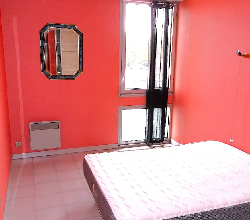 Appartements à vendre Hérault Sete - 34200 - Photos Vivastreet Appartement 68M2 proche gare SNCF et commerces