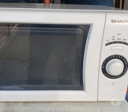 Electroménager Les Lilas Seine-Saint-Denis - Photos Vivastreet Micro-ondes SHARP