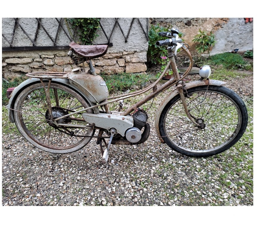 Collection Seine-et-Marne Montceaux les Provins - 77151 - Photos Vivastreet mobylette ancienne