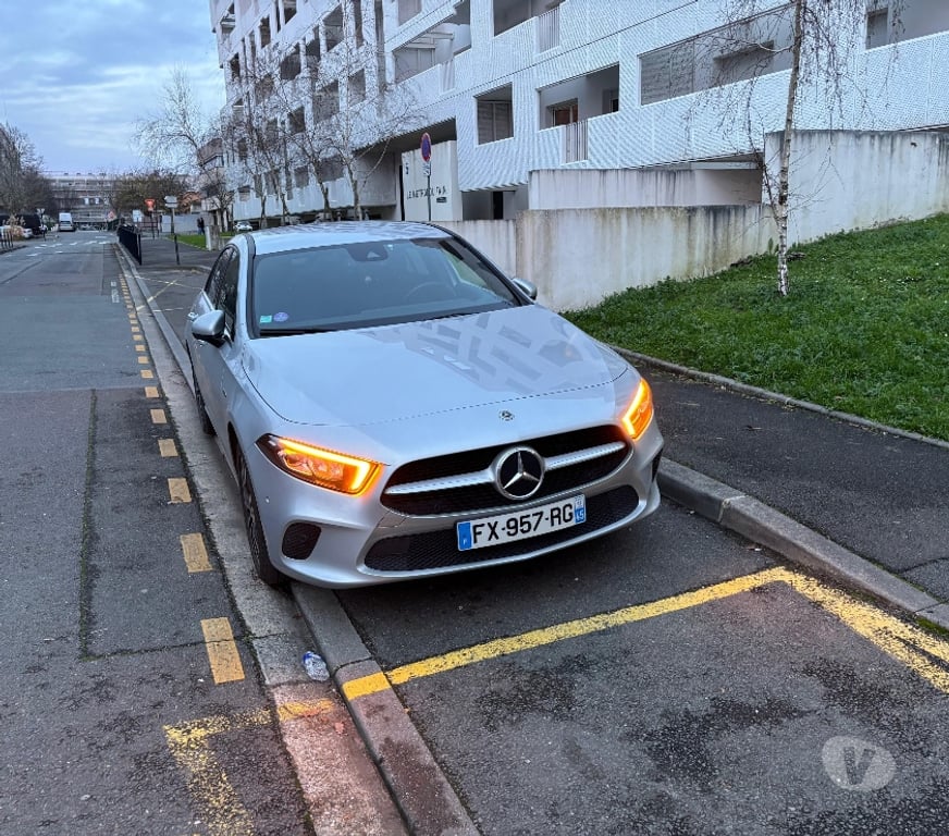 Voiture d'occasion Gironde Bordeaux - Photos Vivastreet Mercedes Classe A250 E, berline , Hybride essence 218 cv