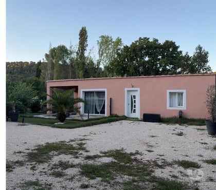 Maisons meublées Meyreuil Bouches-du-Rhône - Photos Vivastreet Petite Maison t2