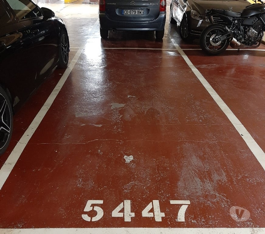Vente Parking Paris Paris 13ème ardt - 75013 - Photos Vivastreet Place de parking avenue d'Italie