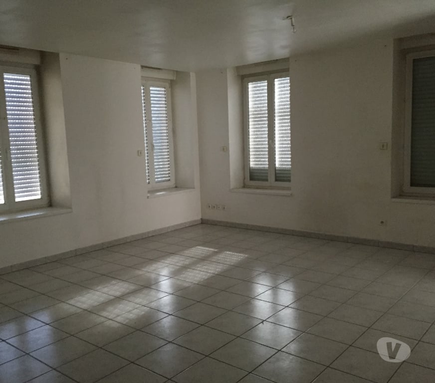 Location appartement Meurthe-et-Moselle Cirey sur Vezouze - 54480 - Photos Vivastreet CIREY SUR VEZOUZE GRAND F3 100M2.en RDC