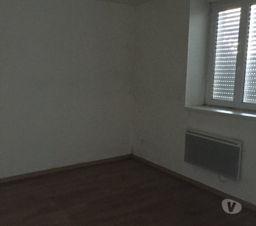Location appartement Meurthe-et-Moselle Cirey sur Vezouze - 54480 - Photos Vivastreet CIREY SUR VEZOUZE GRAND F3 100M2.en RDC